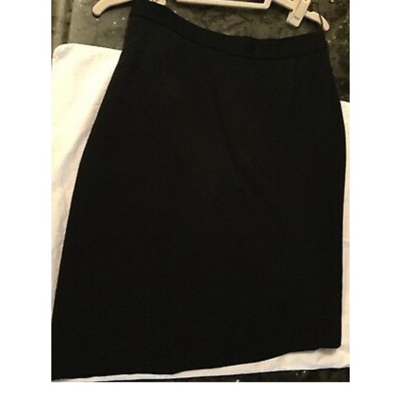 - MOSCHINO  madeITALY skirt suit size US 6-10  EU 44 - Picture 10 of 16